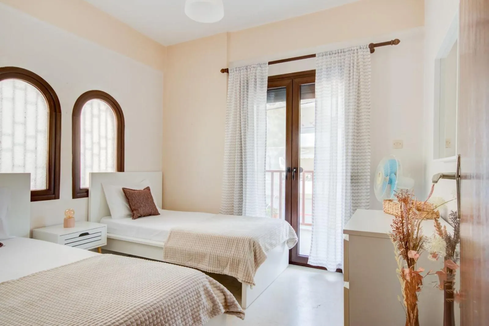 Nomadic Apartment By Rentalspro - Pefkohori Halkidiki