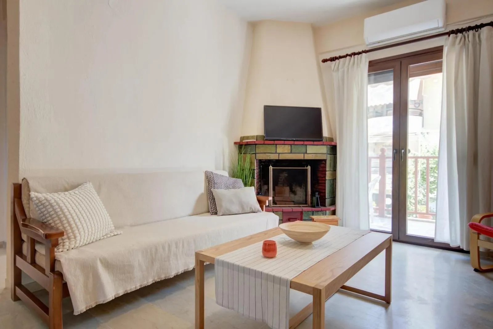 Nomadic Apartment By Rentalspro - Pefkohori Halkidiki